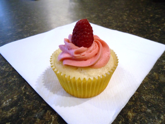 Lemon Raspberry Cupcake